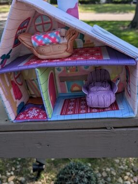 Squishmallow Squishville Ski Chalet